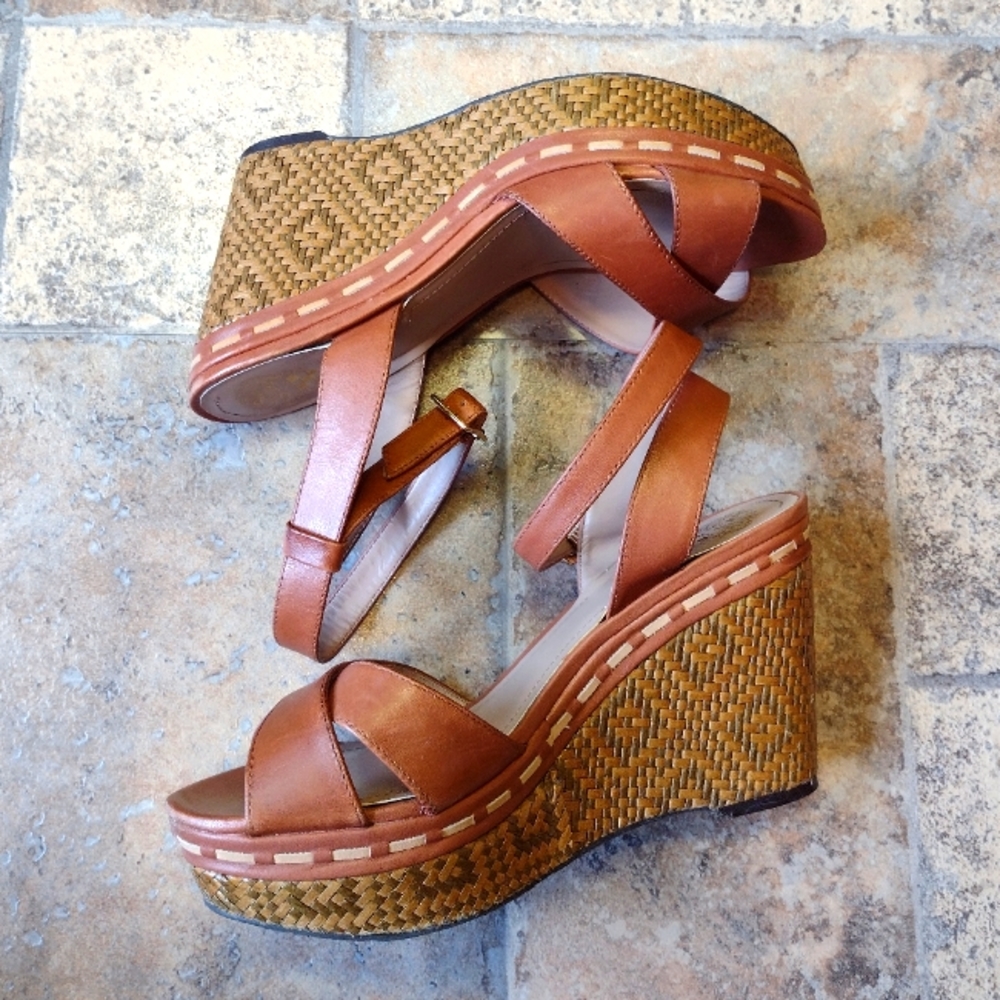 Vince Camuto Raven wedge sandals size 8B - Picture 4 of 12